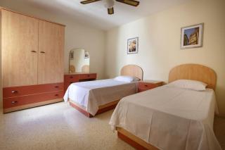 2 Bedrm Apt Seaview Balluta Bay (13) - Sliema - 5