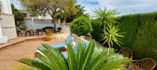 Villa totalmente independiente con piscina comunitaria - Calpe - 4