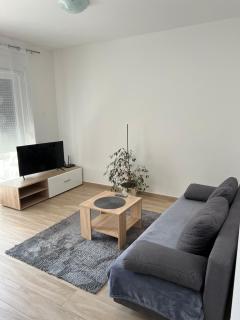 Apartment Sunrise with private parking - 4