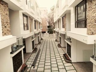 Goshen Inn Suites and Serviced Apartments - Bangalore - 5