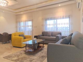 Khalda Rooftop Apt. - Amman - 9