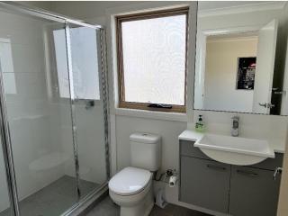 5 bedroom luxurious house in Marsden Park - 1