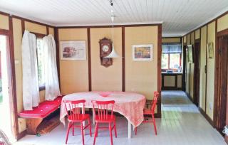 Gorgeous Home In Ljungskile With Wifi - Ljungskile - 3