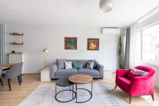 2BR Bright Kadıköy Apartment & AC in Every Room - 3