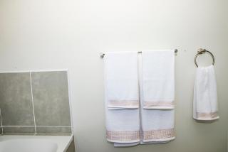 Eirini Elegant - Athena Apartment Fourways - 5