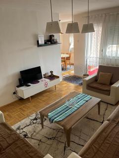 Prishtina SunnyHill Apartments - Pristina - 6