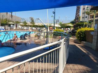 Amazing Apartment in Raanana up to 5 Guests - & Swimming pool - Jacuzzi & Gym - Ra'anana - 2