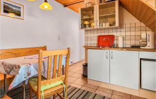 1 Bedroom Awesome Apartment In Sehlen - 7