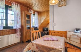 1 Bedroom Awesome Apartment In Sehlen - 5