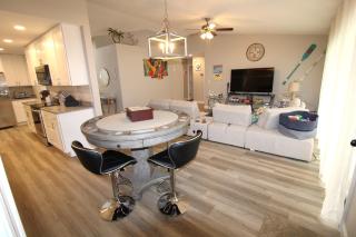PetFriendlySpaciousHomeByCrystalBeachGameRoomPOOL - Palm Harbor - 9