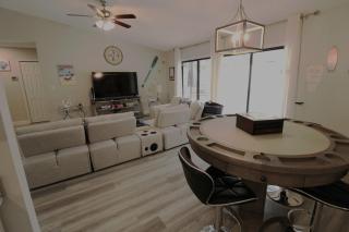 PetFriendlySpaciousHomeByCrystalBeachGameRoomPOOL - 3