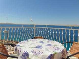 Apartmani obitelji Lemac - Primošten - 8