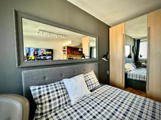 Super Apartament WHITE Warszawa 2x Metro Ścisłe Centrum WiFi 300 Mbs NEW - 5