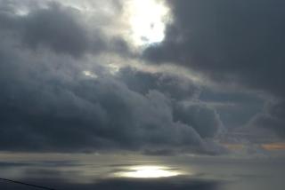 Casita en el campo con vista al oceano - 2