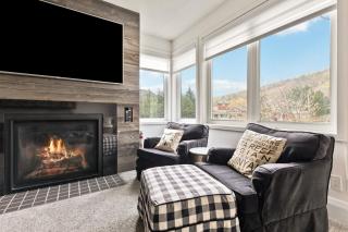 2 BR Ski In Out at Cachet Crossing, Sleeps 8 - 5