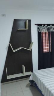 Departamento frente al shopping con patio - 2