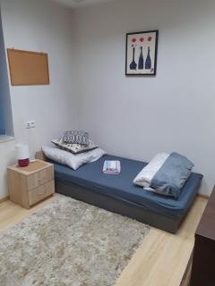 Pokoje ze wspólną łazienką i kuchnią w centrum Starachowic - Starachowice - 8