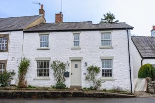 Entire cottage & private garden in Scorton - 9