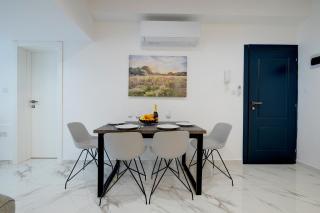 Top Location 2 Bedroom with Terrace - Sliema - 2