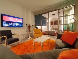 Υ27 Modern Design Studio - 8