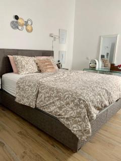 Family friendly, cozy house in Athens - 8