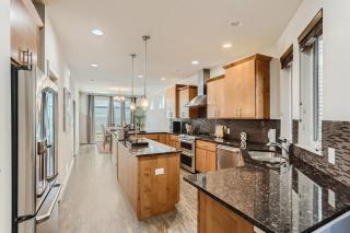 2226 N Washington St - 6