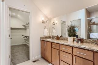 2226 N Washington St - 1