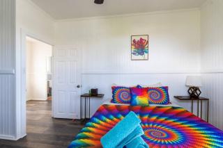 Somewhere over the Rainbow Loft with AC Hilo - Hilo - 5