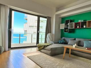 Luxury beachfront apt - quite area, 100 sqm - 9