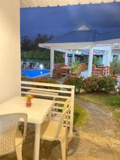 LUTIX HOTELS - El Limón - 1