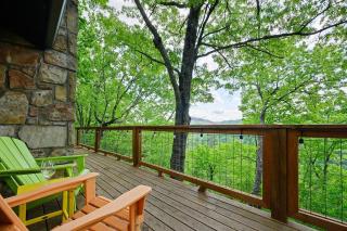 Chic private cabin w/ epic views & amenities! - Cove Creek Cascades - 7