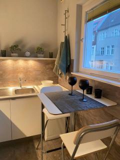 Cozy Modern Apartment with Small Balcony in the Heart of Berlin - Berlino - 7