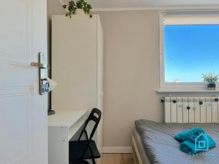 Van Gogh Room - 10 Minutes to Gdańsk Old Town & Sea - Gdańsk - 4