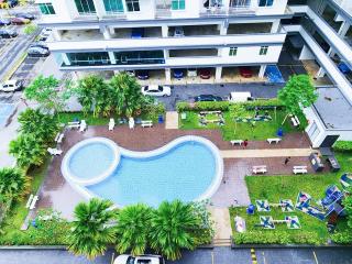 KLIA Ehsan Residence Pool View 8 PAX Air-Con SUITE - Sepang - 7