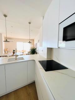 Apartamentos Deluxe Vista Mar - 3