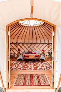 Luxury yurt glamping at Littlegrove - Adventure Bay - 1