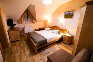 Guesthouse Močivnik - Okroglice - 0