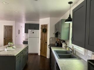 Country Hills Hideaway - Millersburg - 4