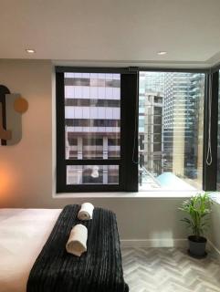 Luxury city apartment with no load shedding - 5