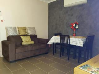 Quiet 2 bedroom farm house - Tamborine - 6