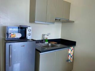 Makati Penthouse with Stunning City Skyline View - Manila - 3