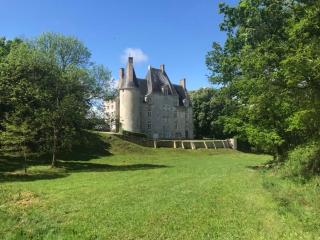 Chateau de la Lucazière - Mont-Saint-Jean - 9