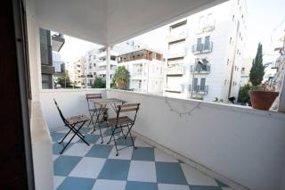 Geula Beach - 3Bedroom Seaside Apartment By Vacay - Tel Aviv - 6
