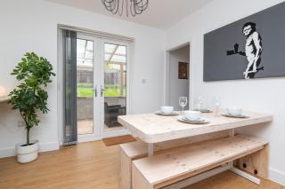 Super King Bed Free Parking Alexa Garden Patio BBQ Sleeps 6 - Avonmouth - 7
