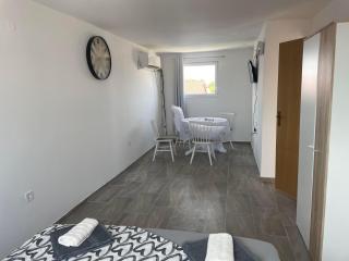Music Vir Apartment - Vir - 8