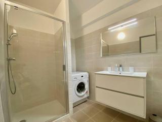 L Alicante Carré d'Or 2 pieces Terrasse Climatise - 4