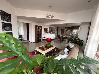 Amplio, cómodo y moderno apartamento cerca al Mall - 7