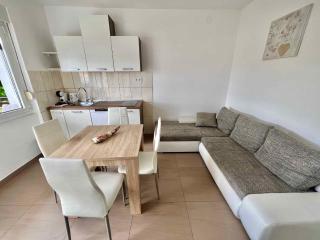 Apartment in Jadranovo 44071 - 2