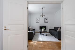 "Tuulensuu" - Historical 2BR Apartment with Sauna & Great Location - 1