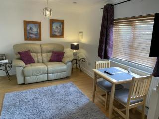 Woodpaddock Bed & Breakfast - March - 6